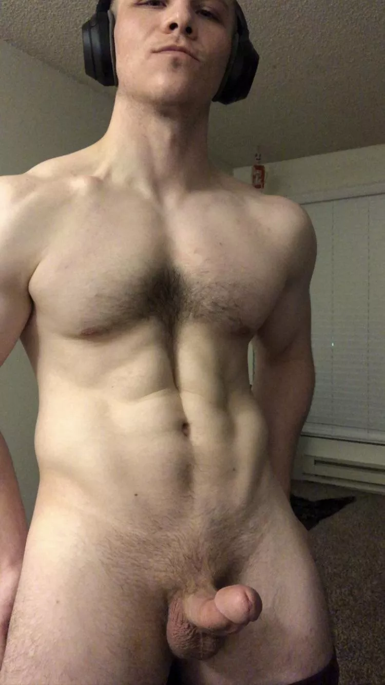 Can you spot the skeleton? posted by Gold-Strawberry8748