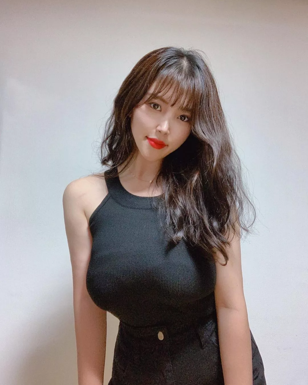 Cute and busty posted by Majestic_Painter8660