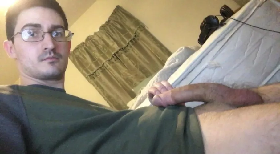 Do people like curvy cocks? by ItalianSausage696969