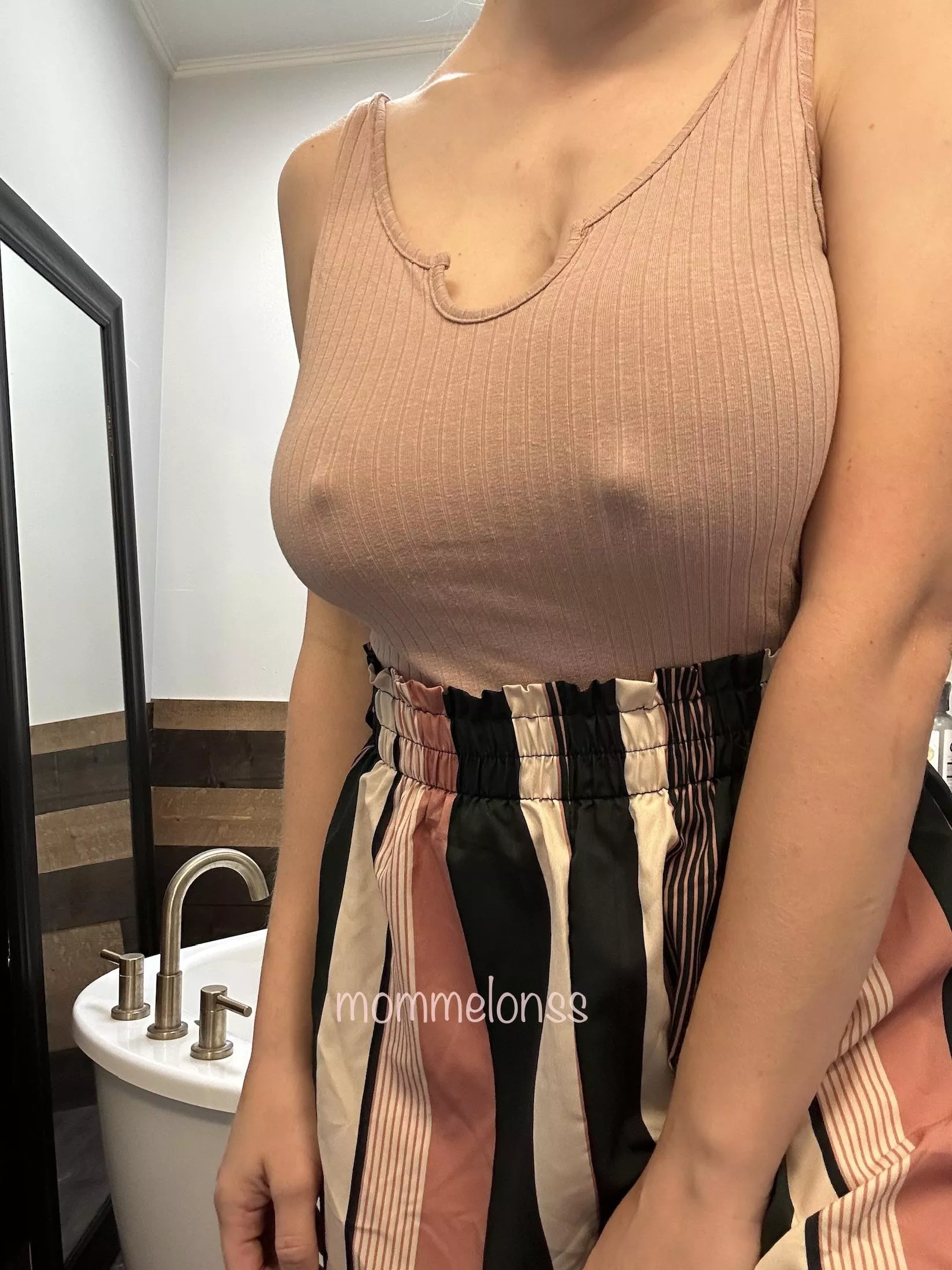 Do you like Milf nipples? posted by mommelonss