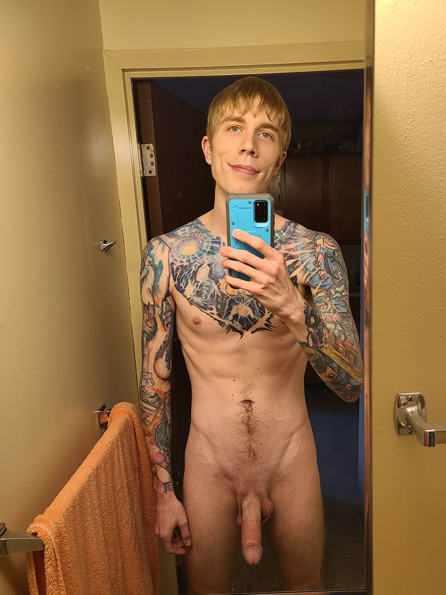 Early morning posted by FemboySuit