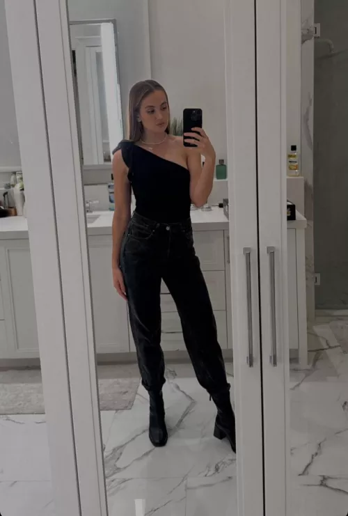 Fine as hell by youngsinatra29172