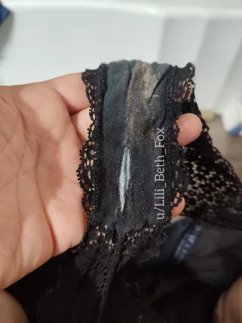 Fresh cream line [OC] by Lili_Beth_Fox