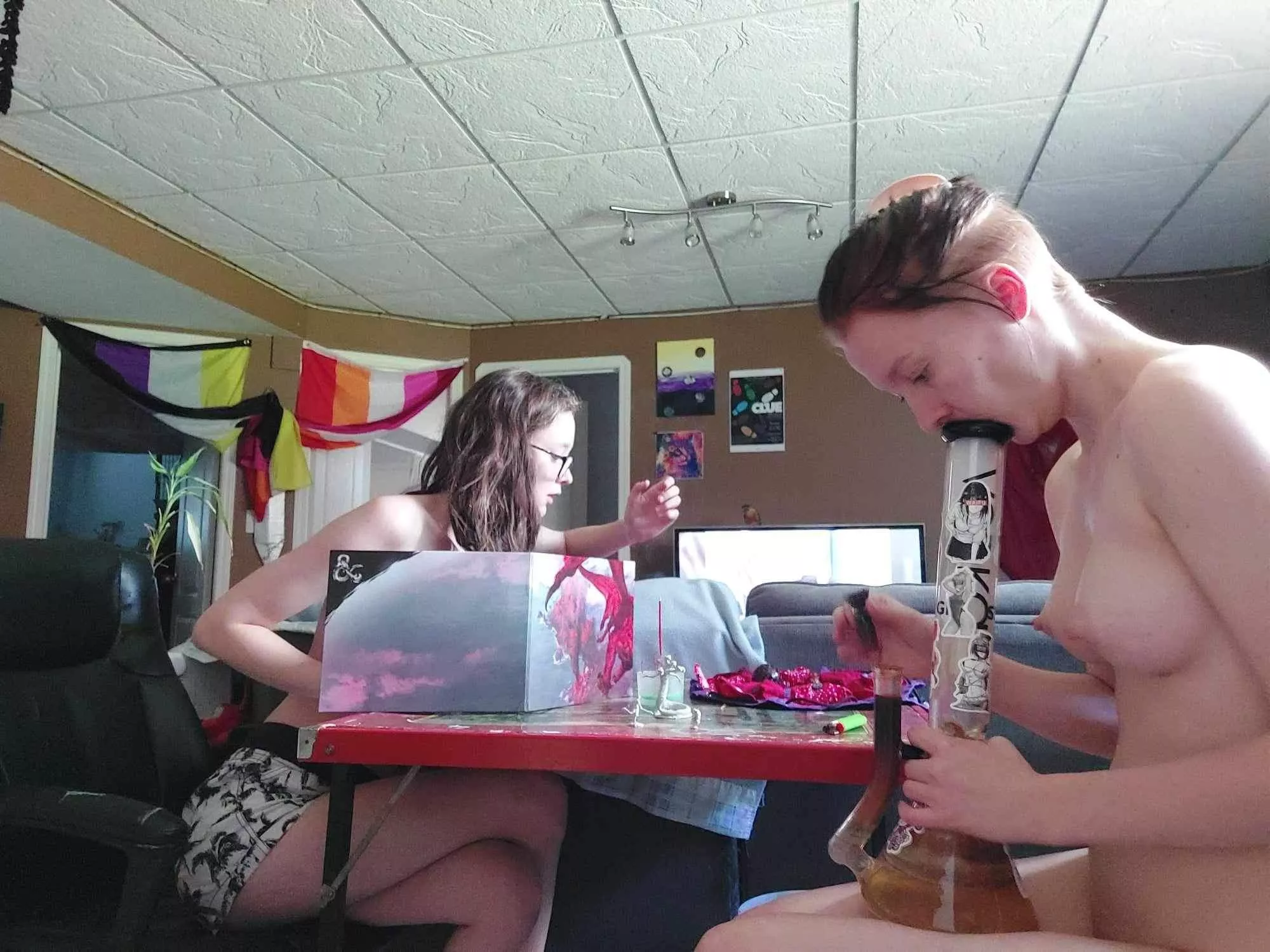 Good morning and Happy Thanks Giving to our fellow Canadians and Columbus Day for our Americans😘😘 posted by TheNerdAndHerBird