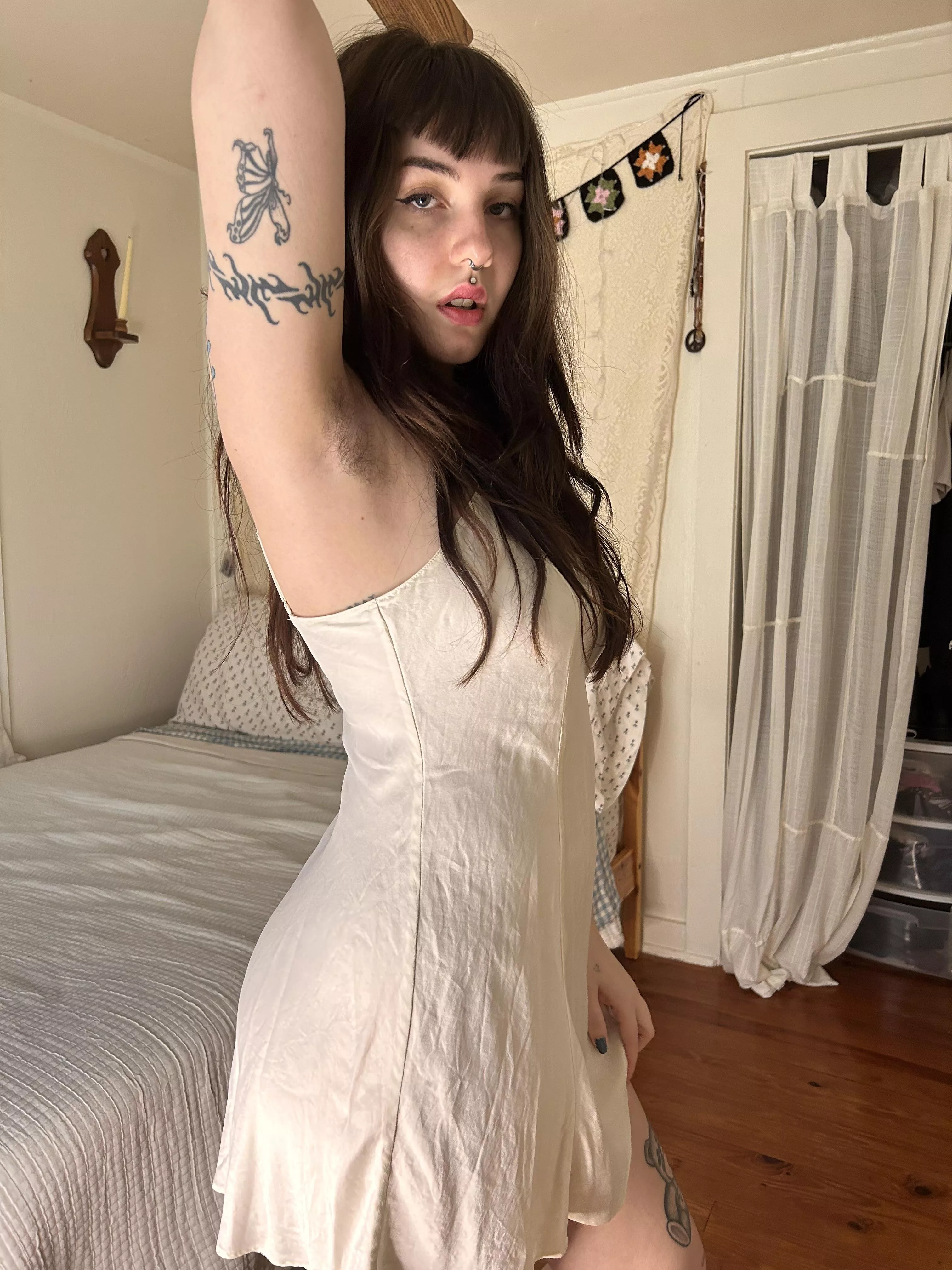 Hairy pits are my favorite accessory posted by hatechapel