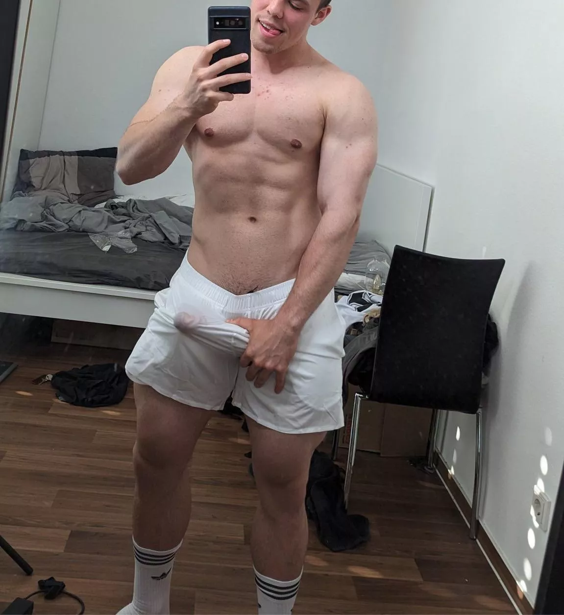 Hii ladies posted by bigcaptain0