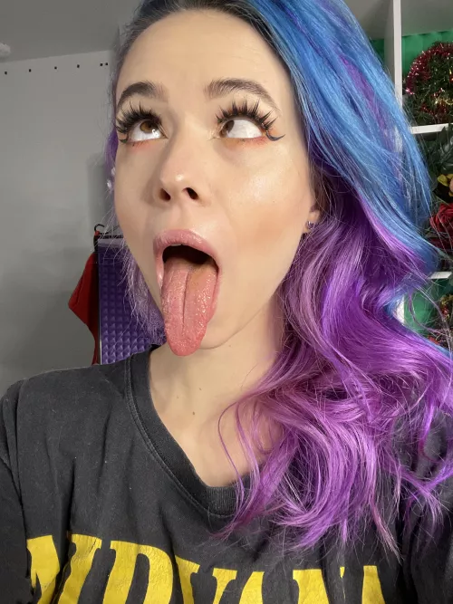I love doing ahegao by CharmingMistress