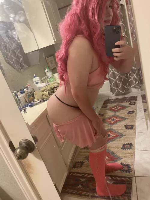 I love throwing it back. Working on my arch hehe by cdsissy_Andrea