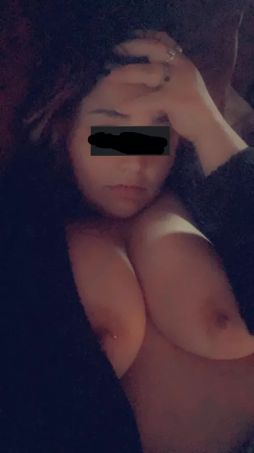 • lazy morning • by Commercial-Western71