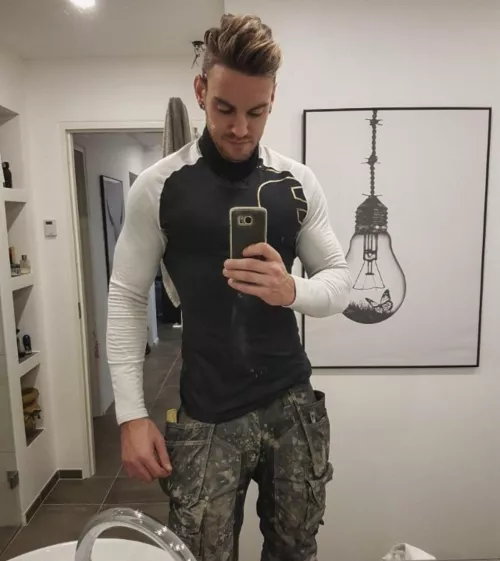 long day at my work :) by PaintingNo9153