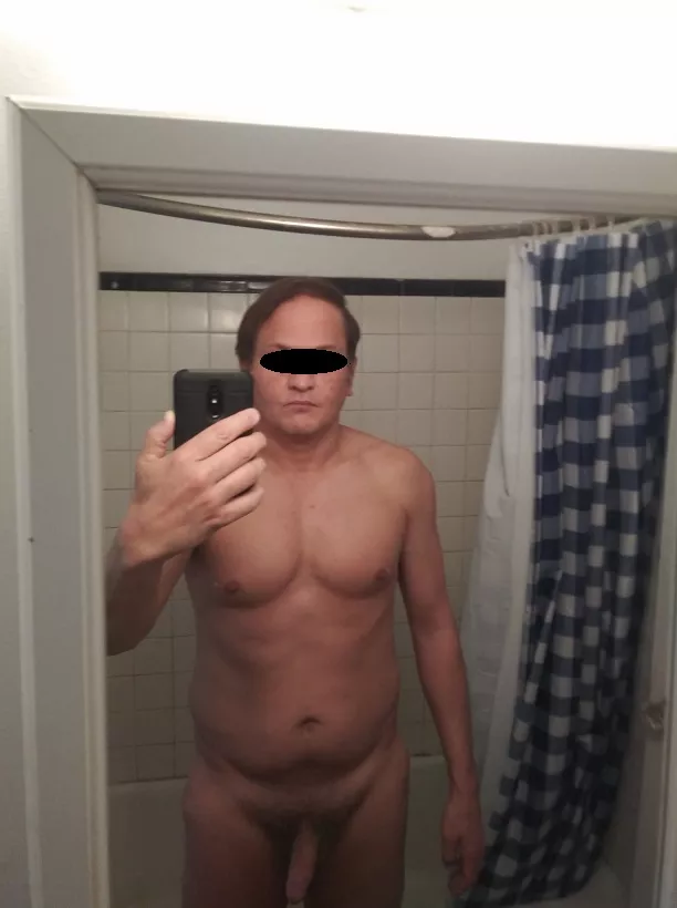 (M) 38 years old, 5-11, 190 pounds posted by Ok-Impression-9540