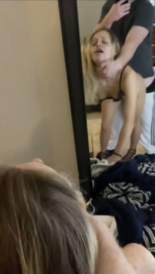 Made her watch herself get used by glockAmolle5