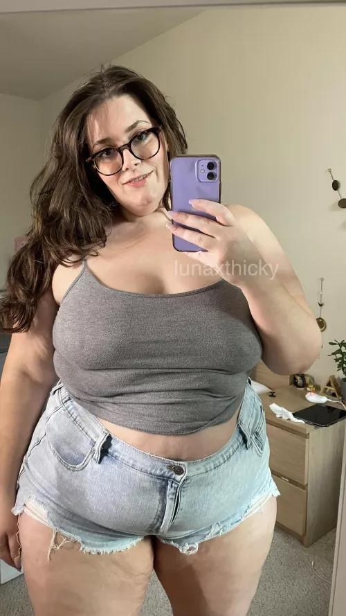 Oops I left my headlights on by lunaxthicky