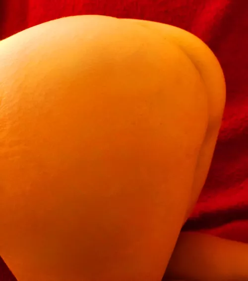 Peach for dessert by AnyaLayce