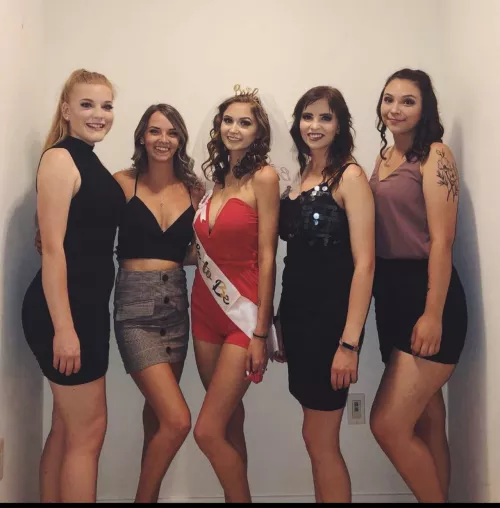 [5] can you pick one? by Blitz101r