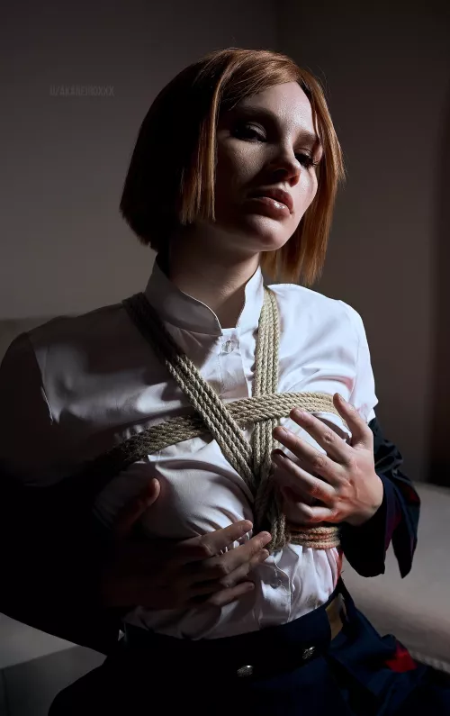 An aesthetic photo of the ropes on my chest for you by AkaneiroXXX