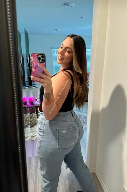 Another day another milfie by Superthick_Savannah