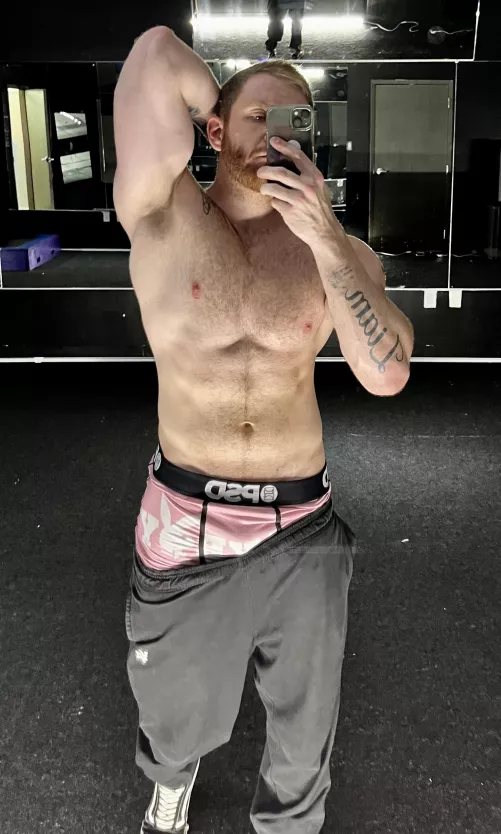 Come workout with me 😏 by HTXthrowawayyyy