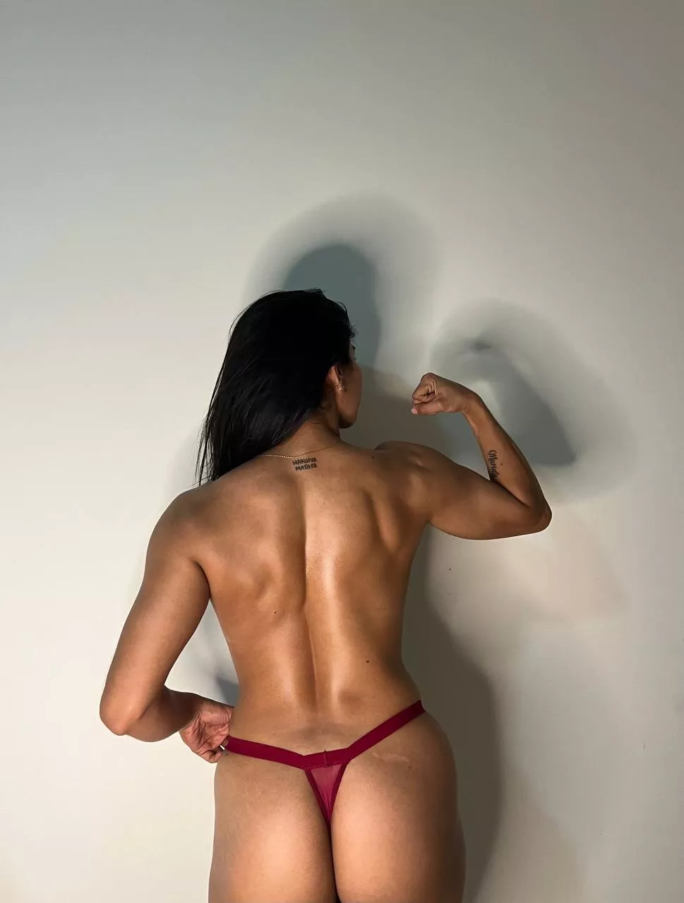 Do you like a strong and toned body? posted by Ringedsplitter