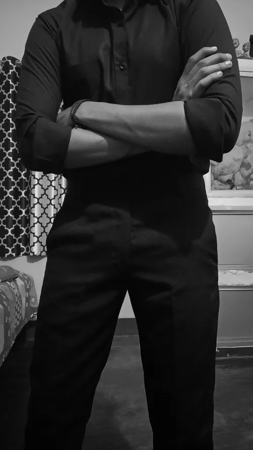 Do you like my arms? by introvert667