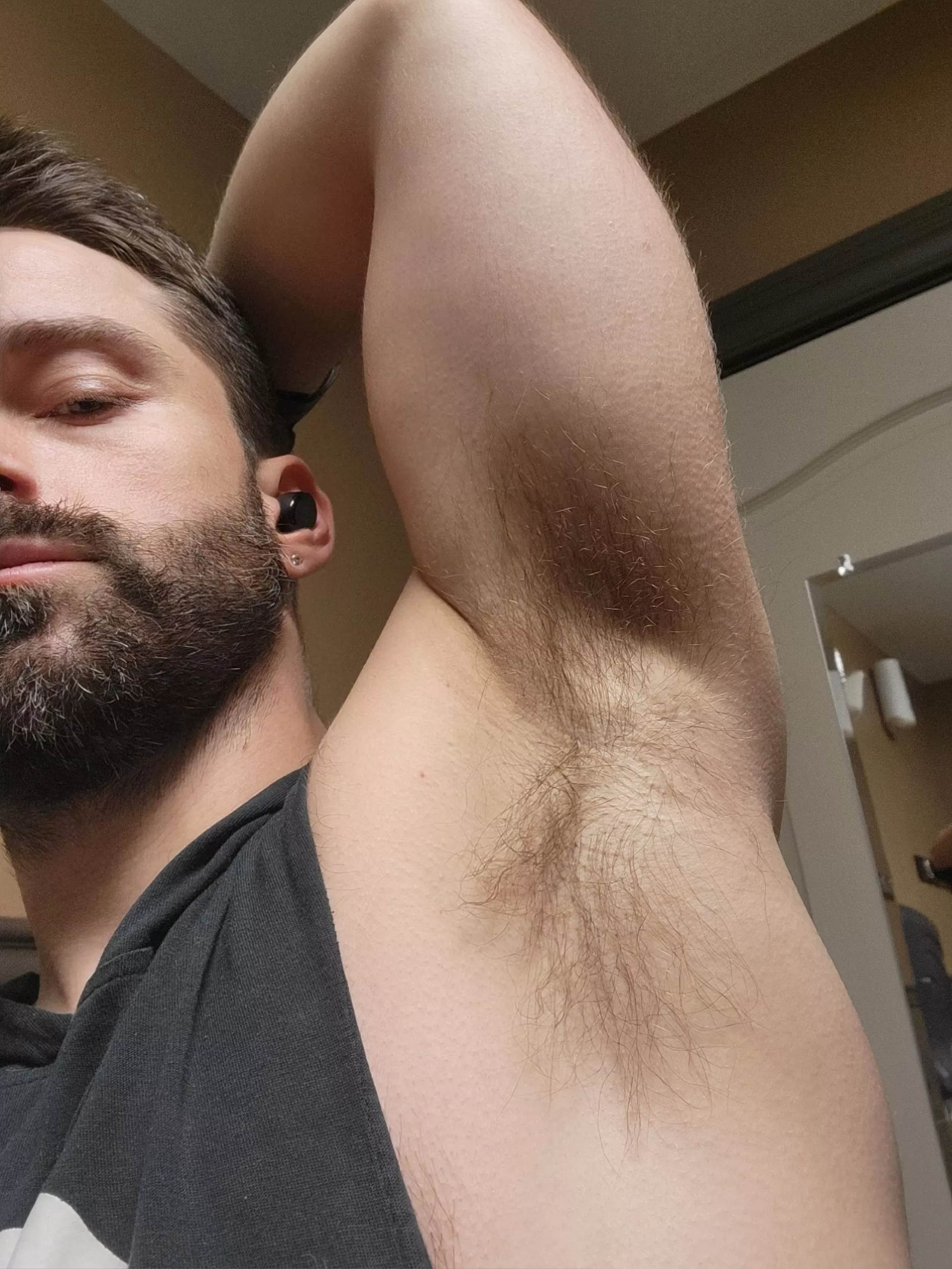 Fresh sweat after shower then gym workout - are you curious? posted by XyonSkye