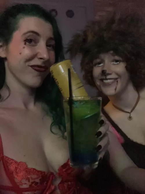 Getting trashed by sirenskiss3