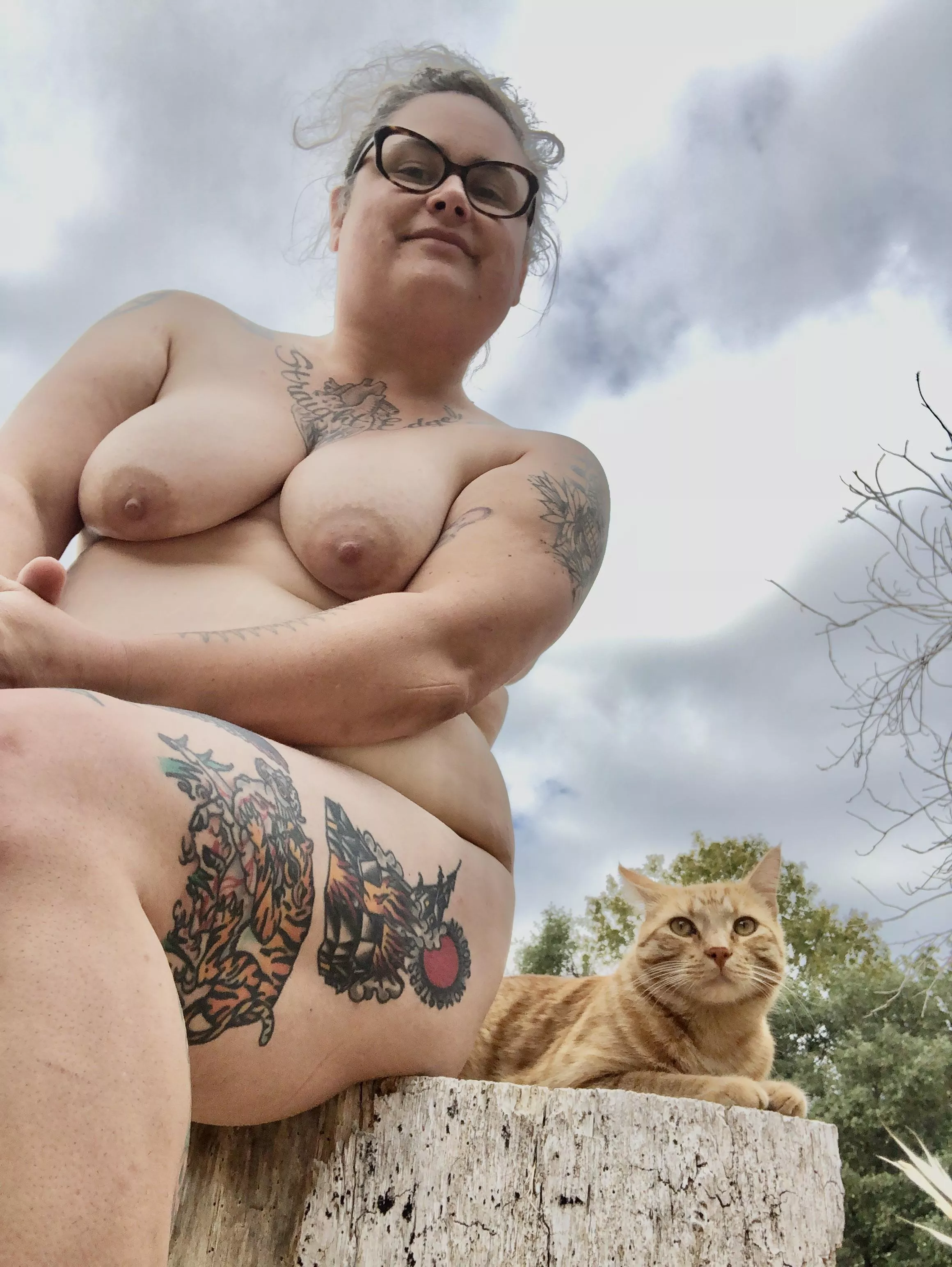 Here in the Sierras w my favorite pal and it’s been beautiful out. posted by vaginalsolo