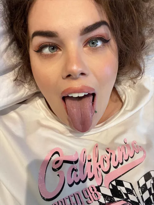 Join me in my bed... by hiptqueen