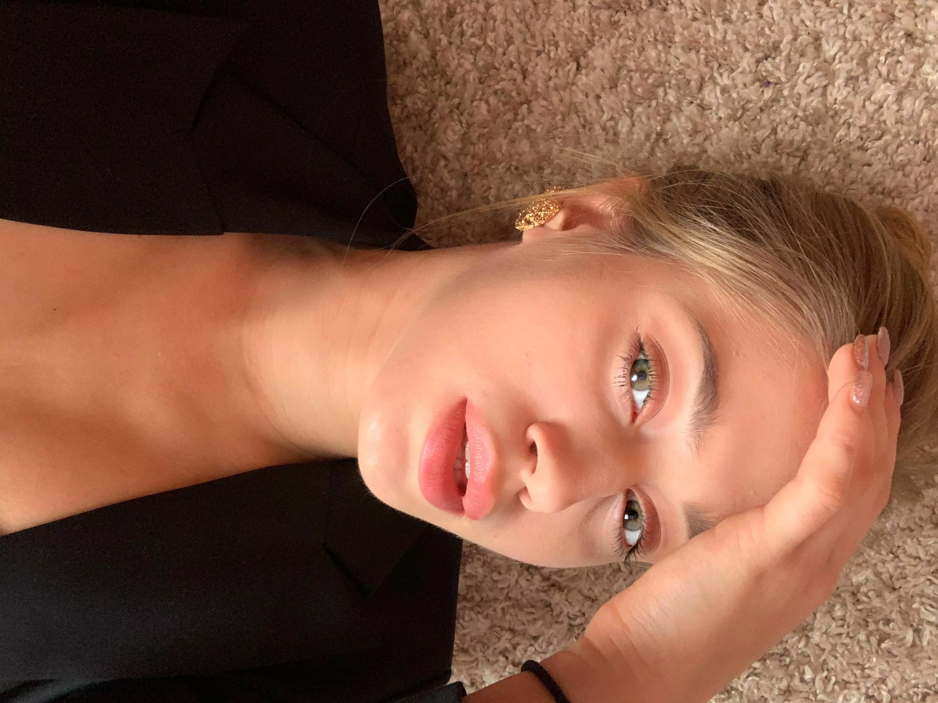 let's play adult games with you posted by franziscojr