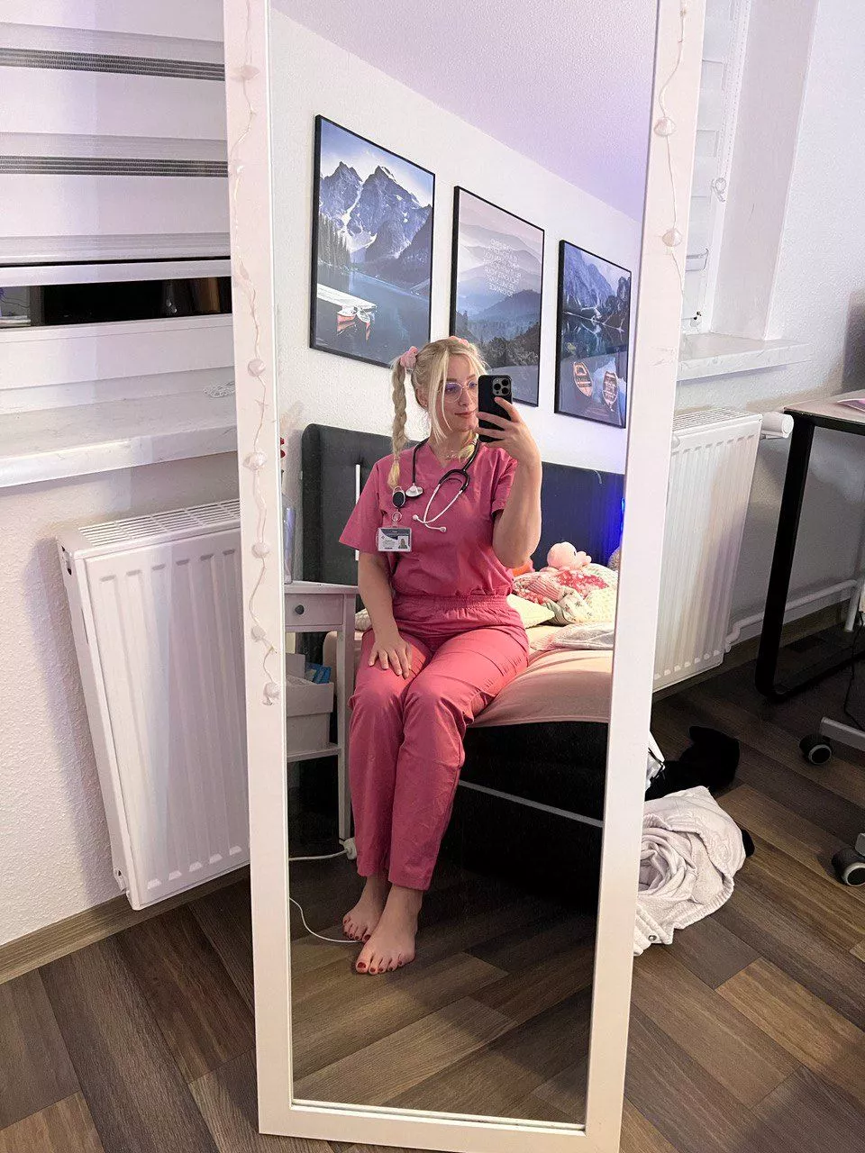 registered nurse here, pls be kind :) posted by cuteblossoms