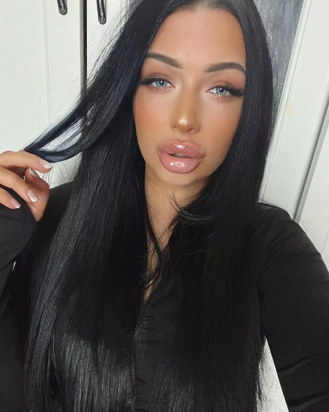 Stunning posted by bimbol0ver