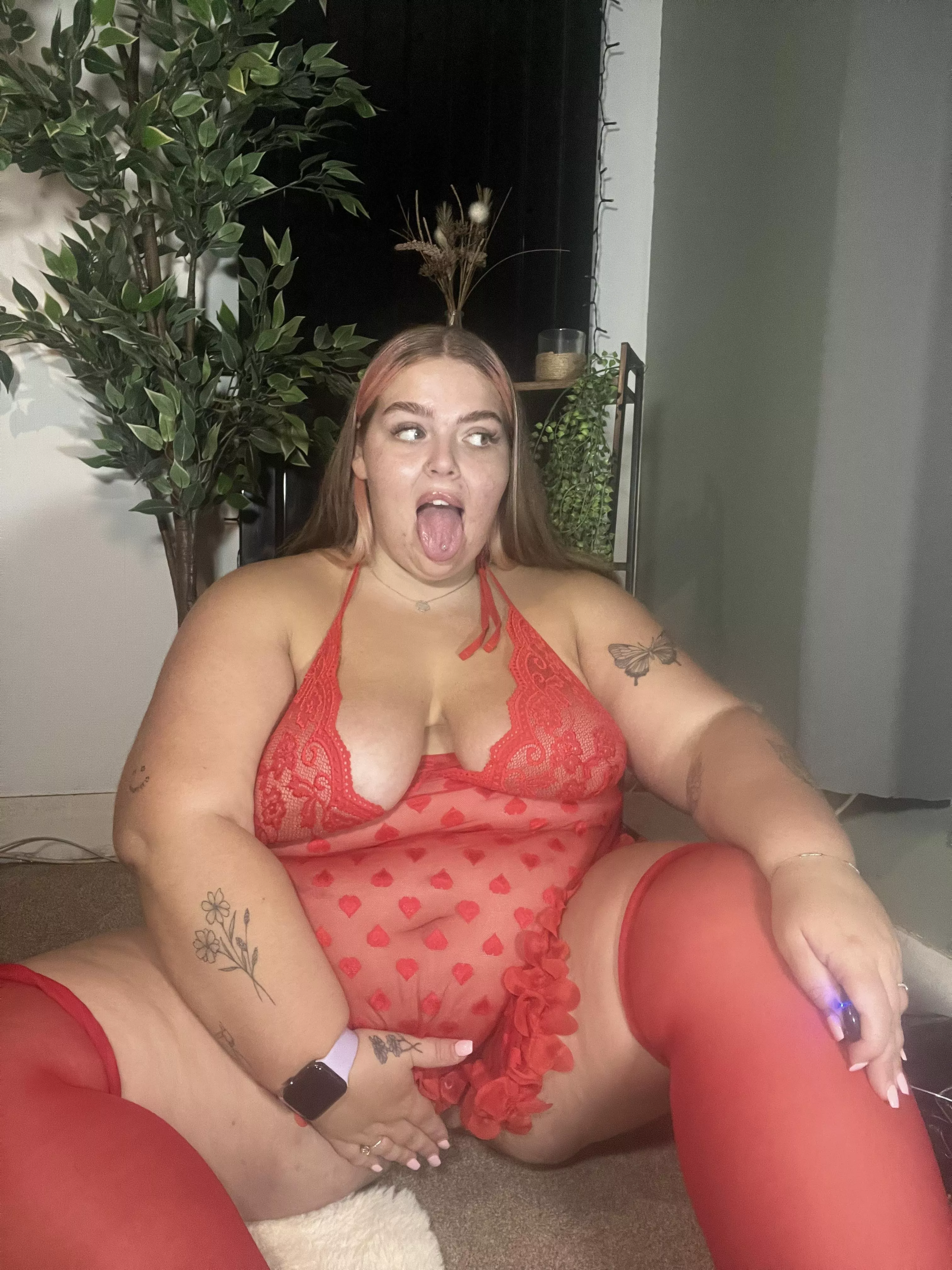 want a close up in your dms? posted by Careless_Bowl_7534