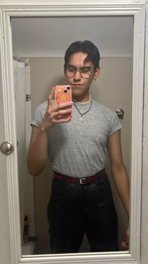 who wanna play destiny? looking to play iron banner this time around :) by wormhusks