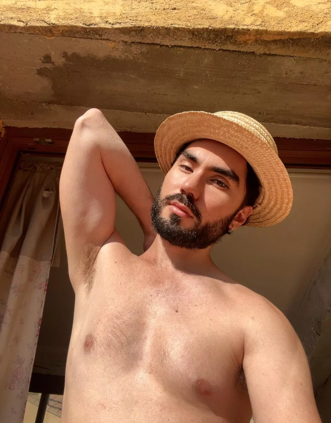 Working on my tan posted by ValentinoAmbrosio