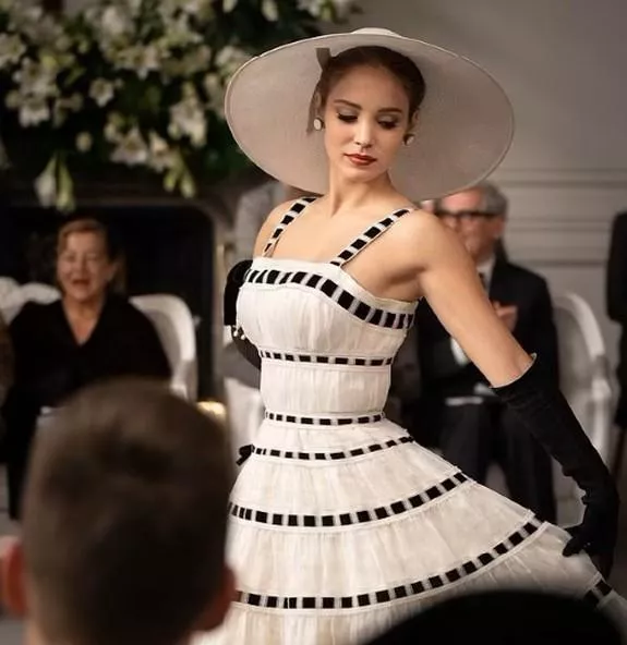 Alba Baptista modelling posted by HWKD65