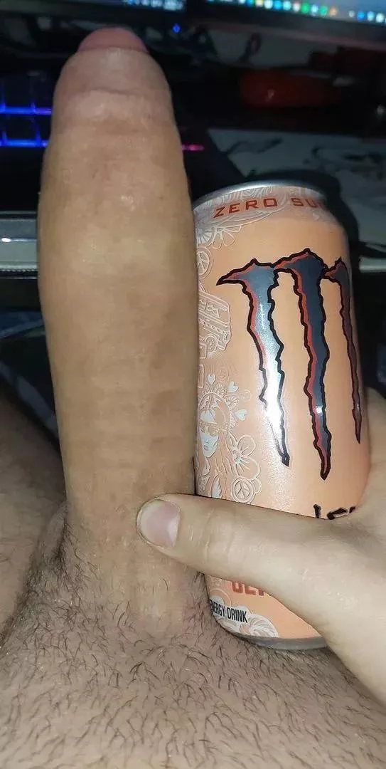 Anyone wanna compare to this teen BWC😈 posted by hugebwctribs