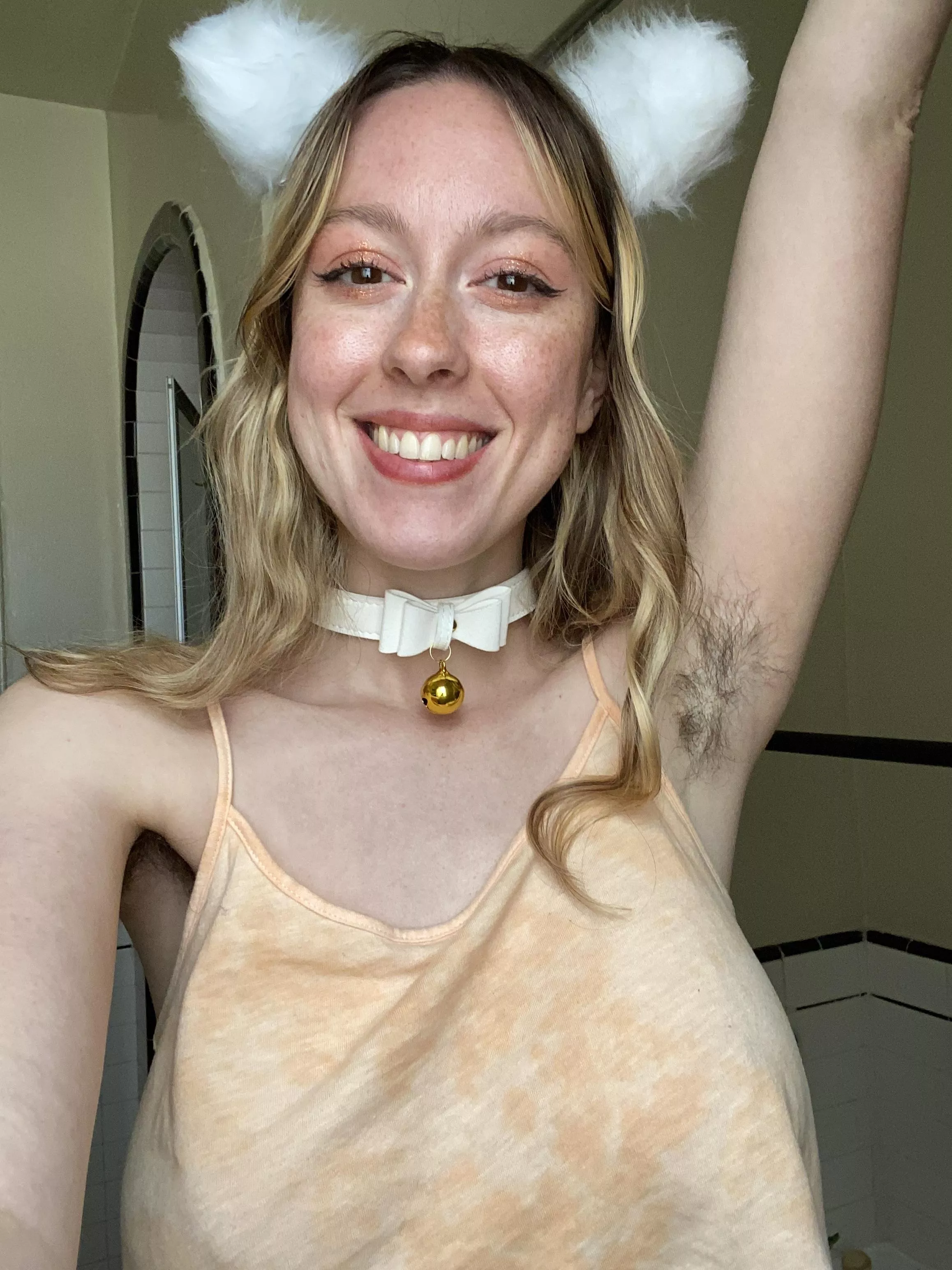 come pet this furry kitty posted by bigeyesxo