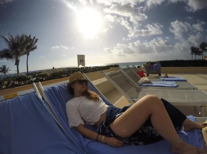 Does she make you hard? by redmiek