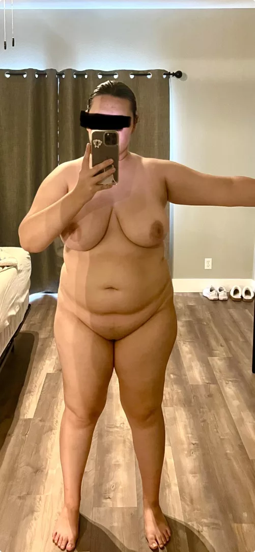 [F] 20, 5’8, 235lbs, First full body picture.. Honest opinions? by Working_Ad_4374