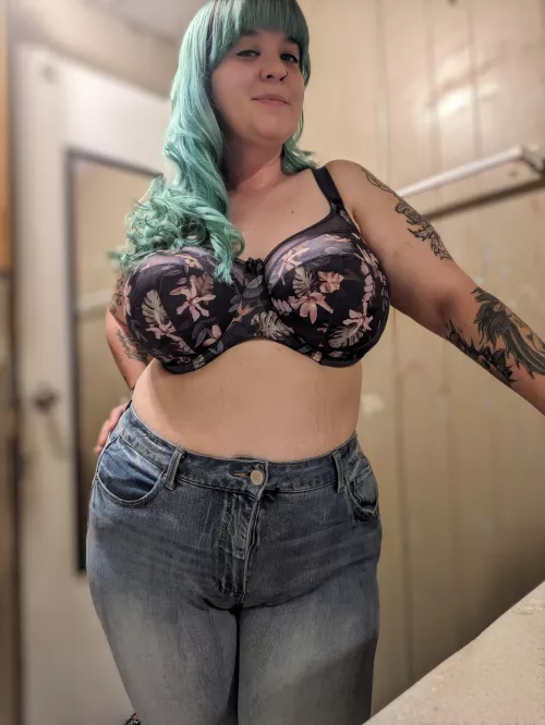 Good morning 💋 by EllesCuteFeets