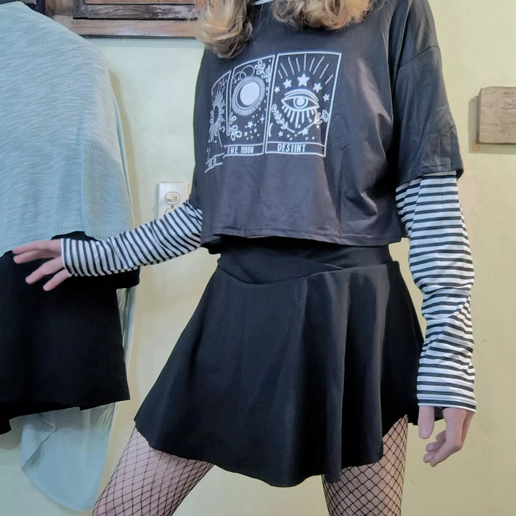 How do I look? posted by SKYRIMGEEK1