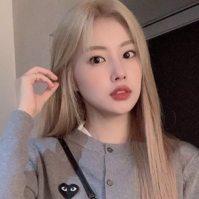 Kang Hyewon posted by Naki358