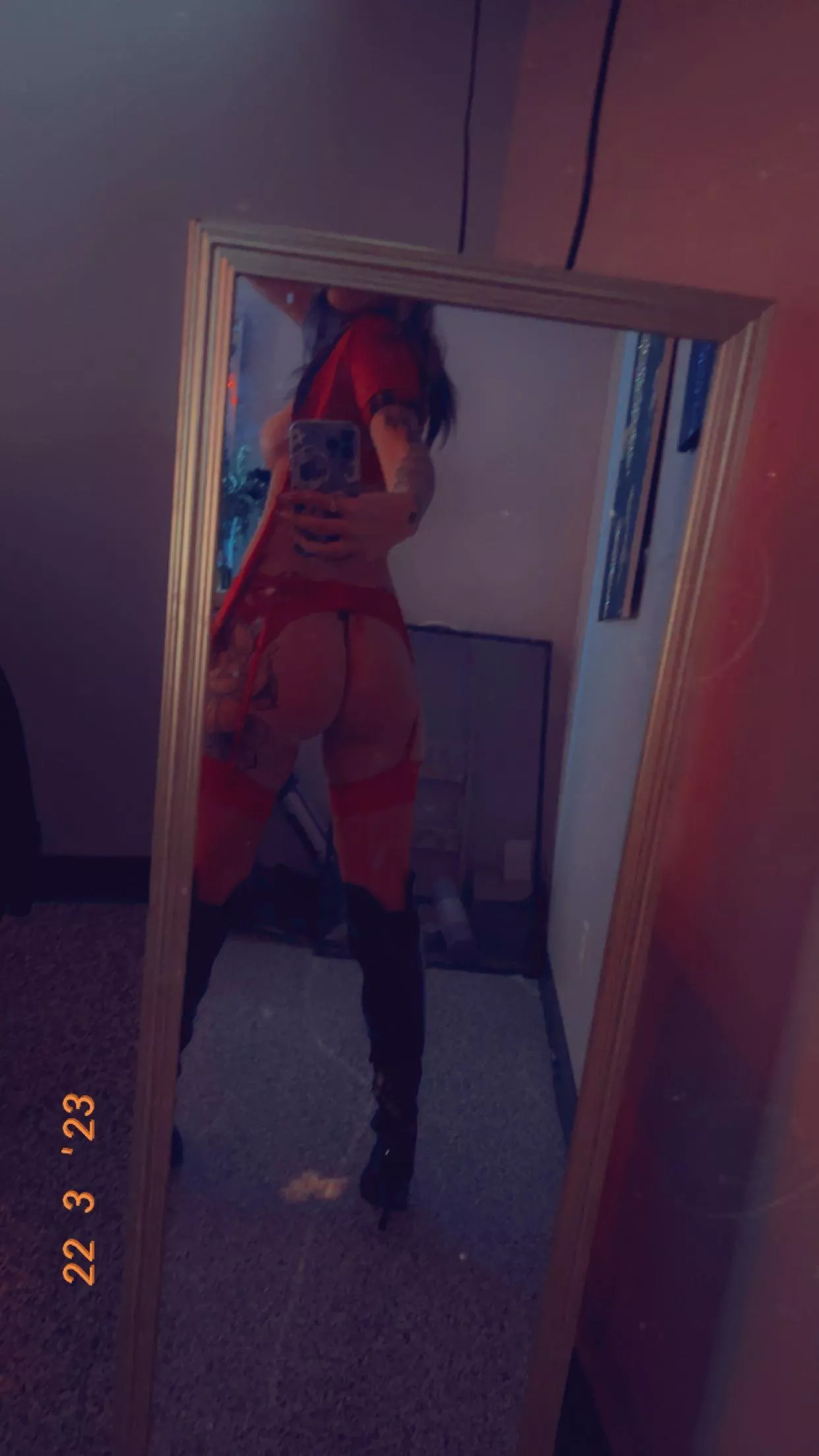 Kinky 🍒 posted by javaluna22