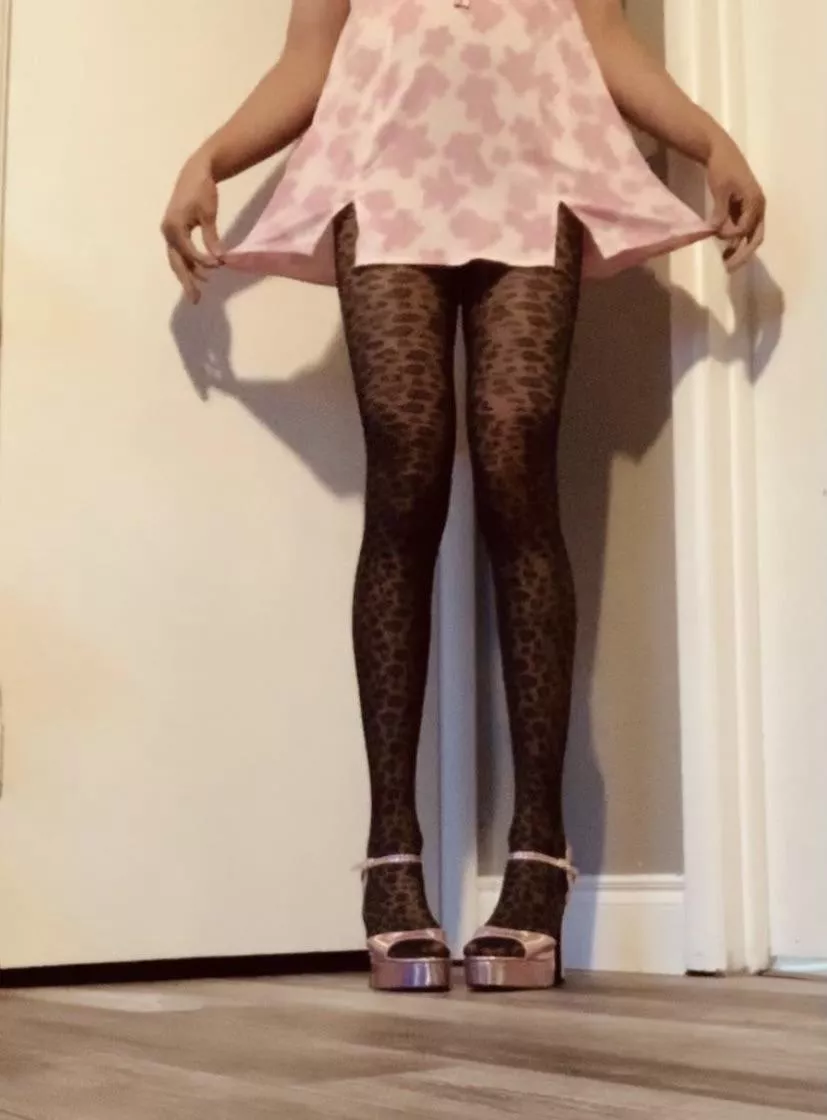 My girlfriend put me in her dress and tights and made me do her laundry 🎀 posted by sissyluv_