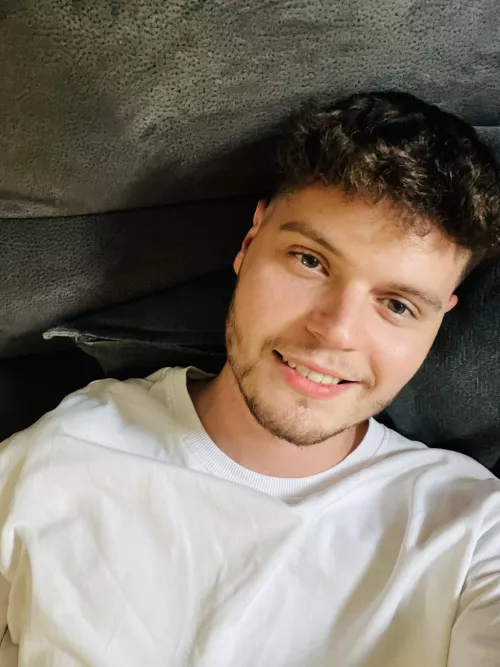 New Selfie by Kindly_Bee8203