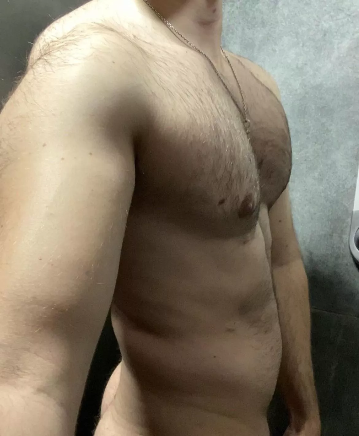 Not too hairy but 🙈 posted by Chokolla