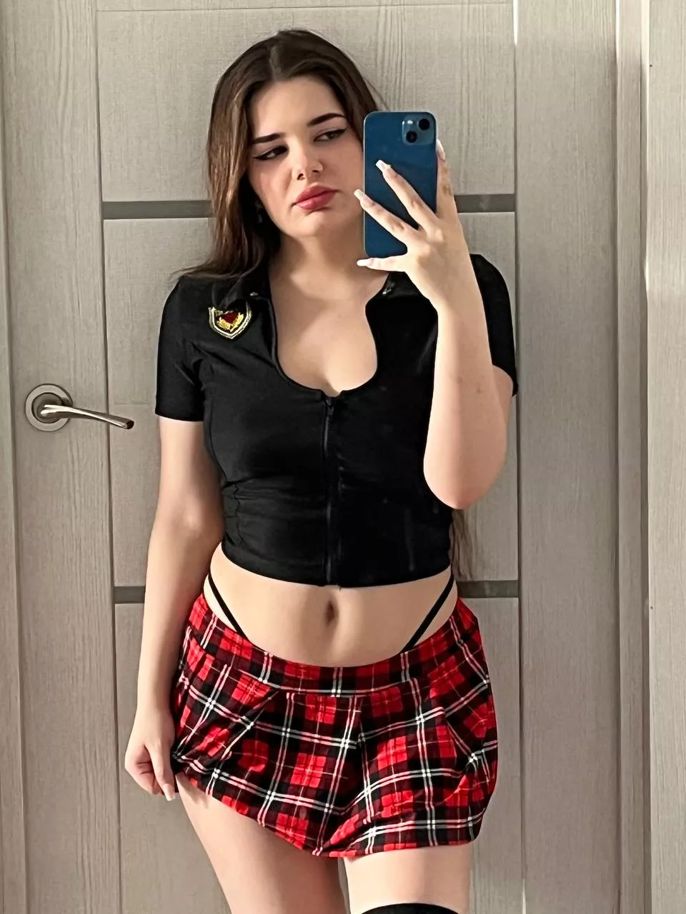 Should I go to school like this? posted by Lara_xoe