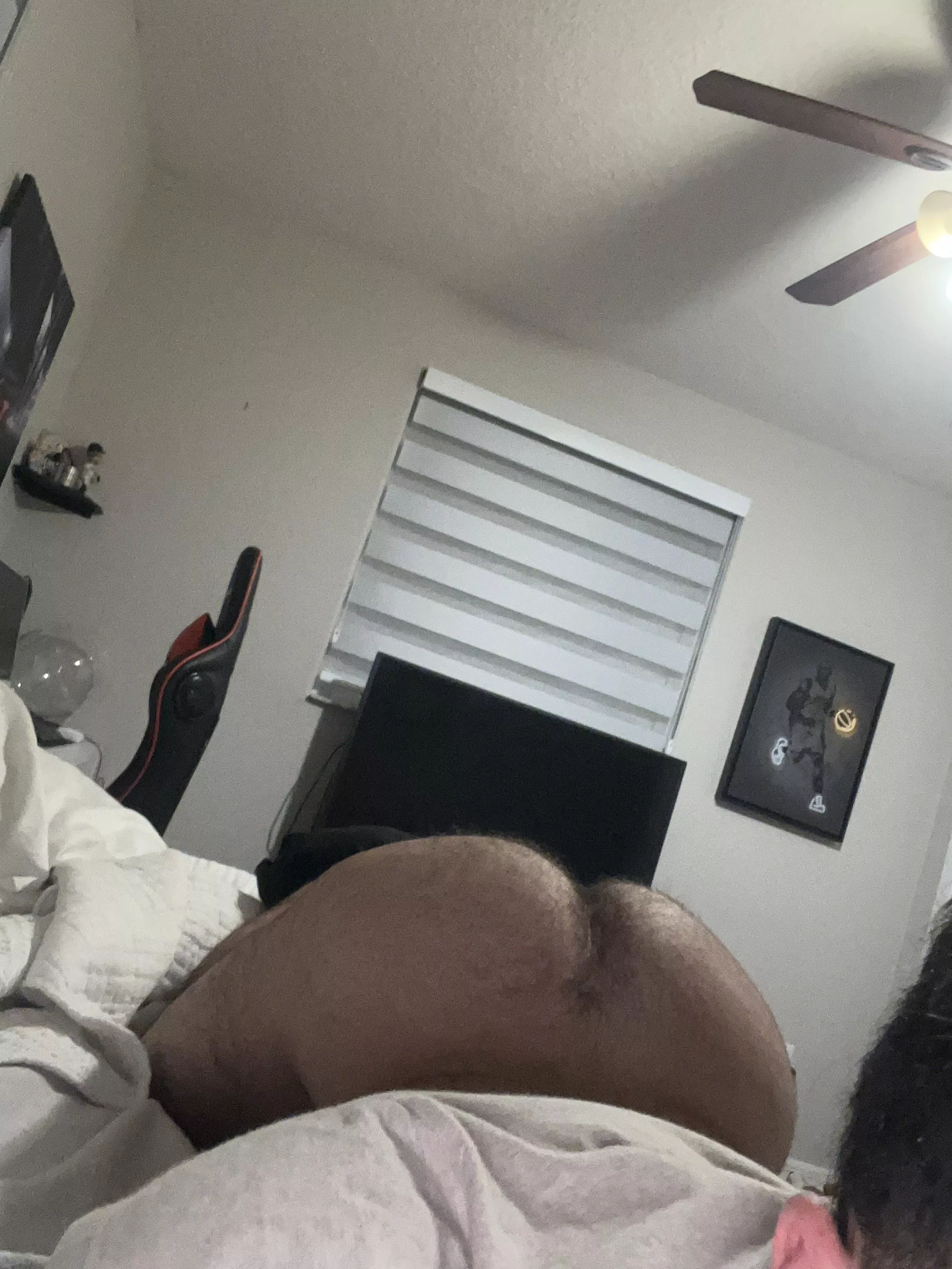 Someone come eat me up! posted by giancarlomanee