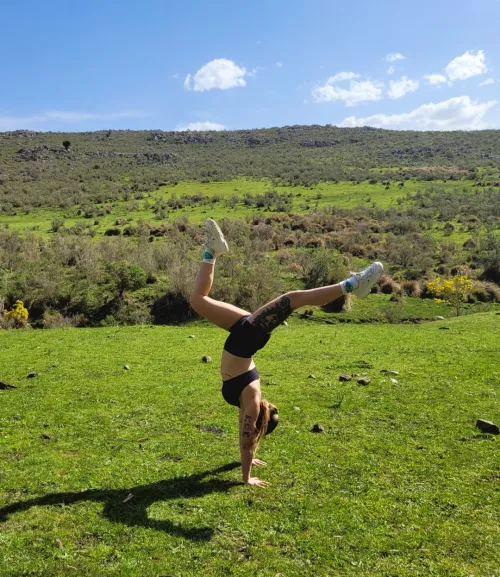 Someone else is so hyperactive that they can't be left alone to sunbathe by siasweet