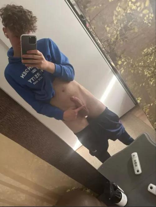 Wanna see more? by Its_Lars1